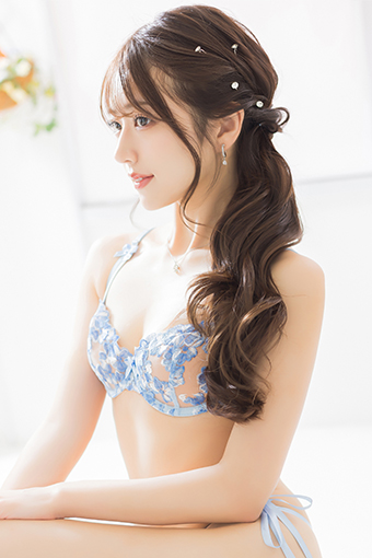 石原ななせ